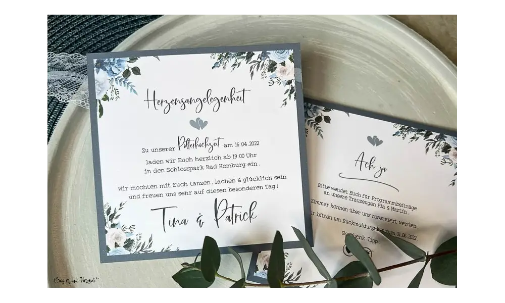Einladungskarten Hochzeit quadratisch Blumen Vintage blau floral
