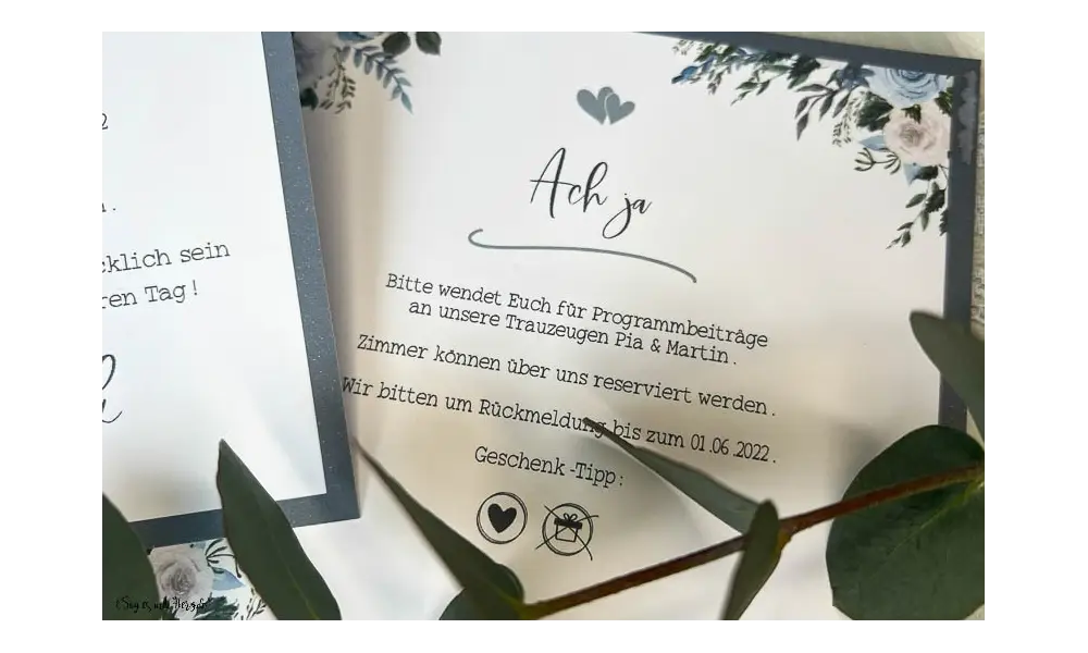 Einladungskarten Hochzeit quadratisch Blumen Vintage blau floral