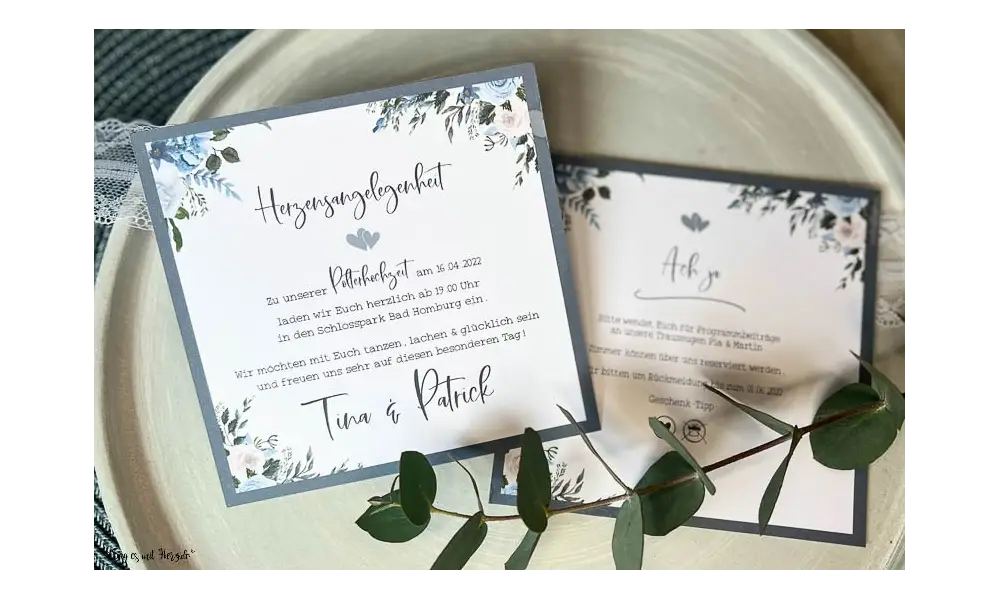 Einladungskarten Hochzeit quadratisch Blumen Vintage blau floral