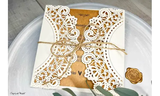 Vintage Einladungskarten Hochzeit mit Lasercut Spitze & Kraftpapier
