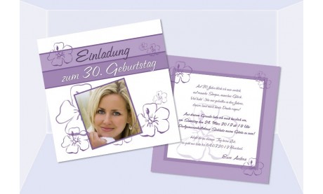 Einladungskarte 30. Geburtstag, zweiseitig, quadratisch, lila, Blumen