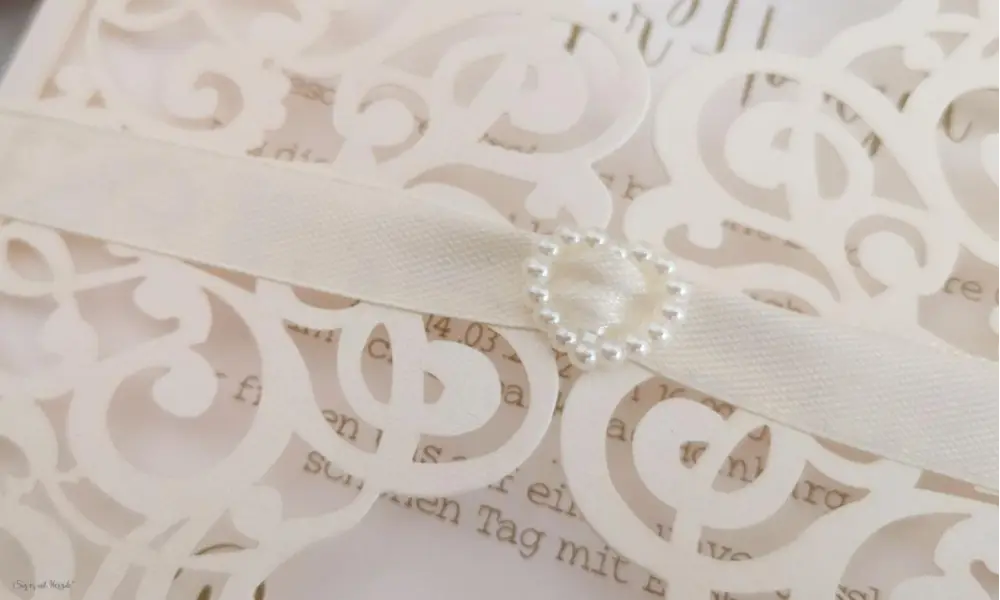 Einladung Hochzeit Lasercut ivory
