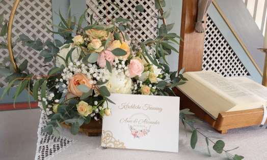 Kirchenheft gold creme