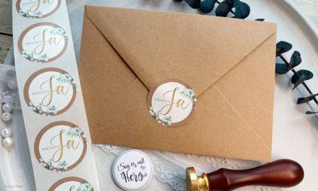 Briefumschlag Siegel Sticker mit der Aufschrift Wir sagen Ja, Kraftpapier mit Eukalyptus