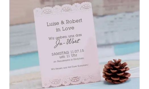 Flachkarte Hochzeit mit eleganter Spitzenborte