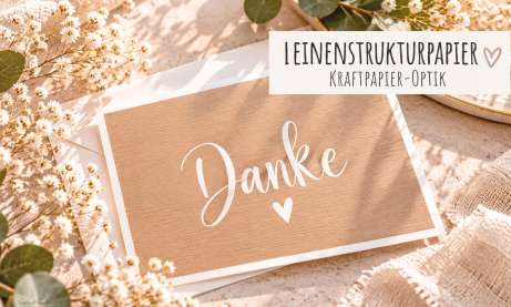 Moderne Karte aus Leinenstrukturpapier mit Kraftpapier Optik