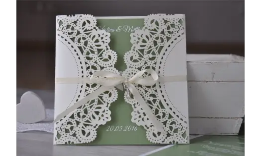 Einladungskarte Hochzeit "Lasercut trifft Elegance"