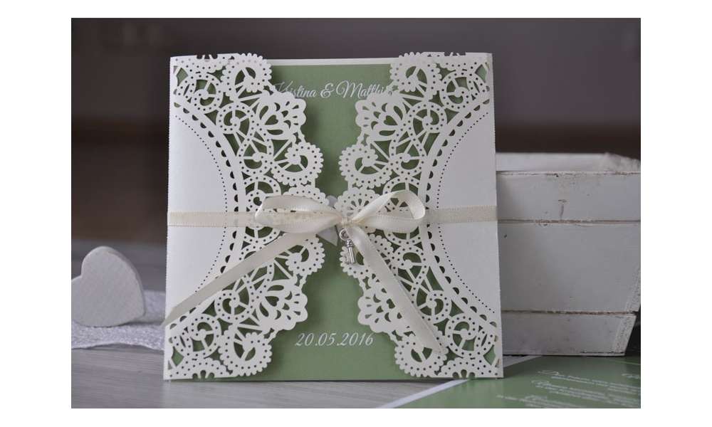 Einladungskarte Hochzeit "Lasercut trifft Elegance"