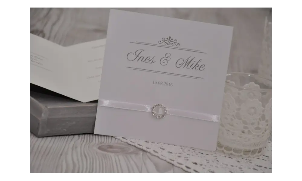 Einladungskarte Hochzeit "Nur Du" mit edler Strass Schnalle