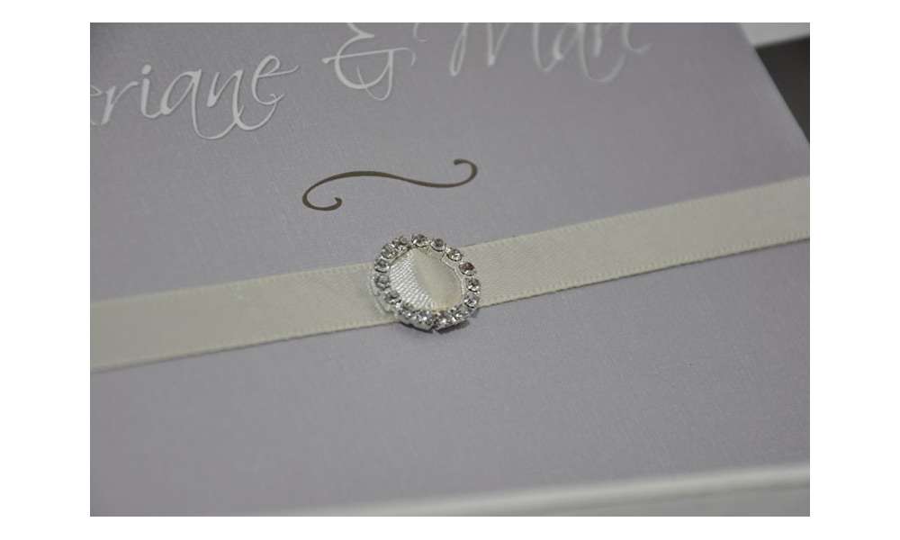 Einladungskarte Hochzeit "Nur Du" mit edler Strass Schnalle