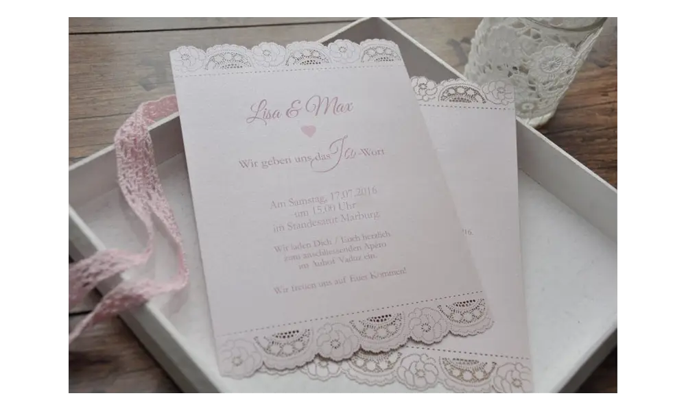 Flachkarte Hochzeit Vintage mit eleganter Spitze