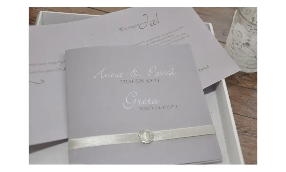 Einladungskarte Hochzeit "Nur Du" mit edler Strass Schnalle
