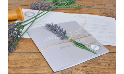 Einladungskarte Hochzeit "Lavendel" fliederfarben