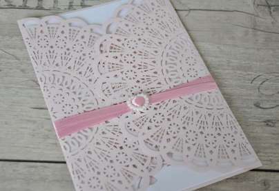 Hochzeitseinladungen Vintage "Mädchentraum in rosa"