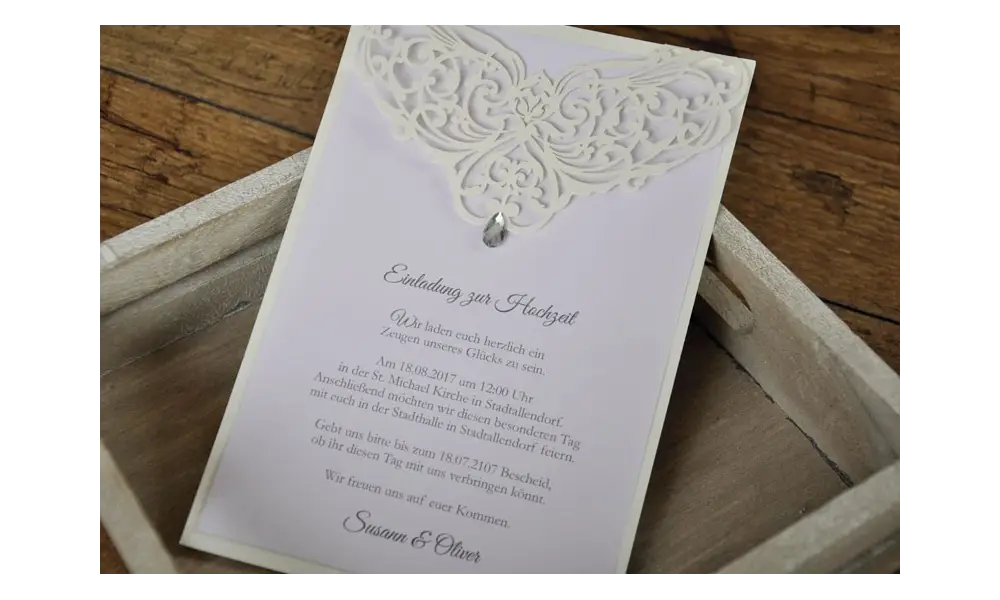 Edle Hochzeitseinladungen "Lasercut mit Strassstein"