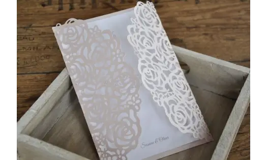 Hochzeitseinladungen "Vintage Rose"