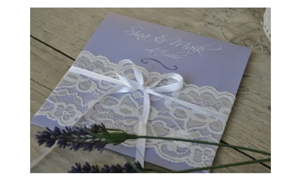 Einladungskate Hochzeit "elegante Spitze" in weiß