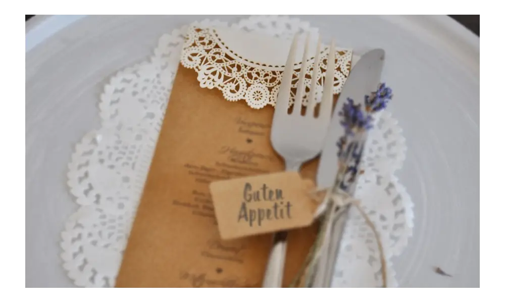 Menükarte Hochzeit Vintage Lasercut