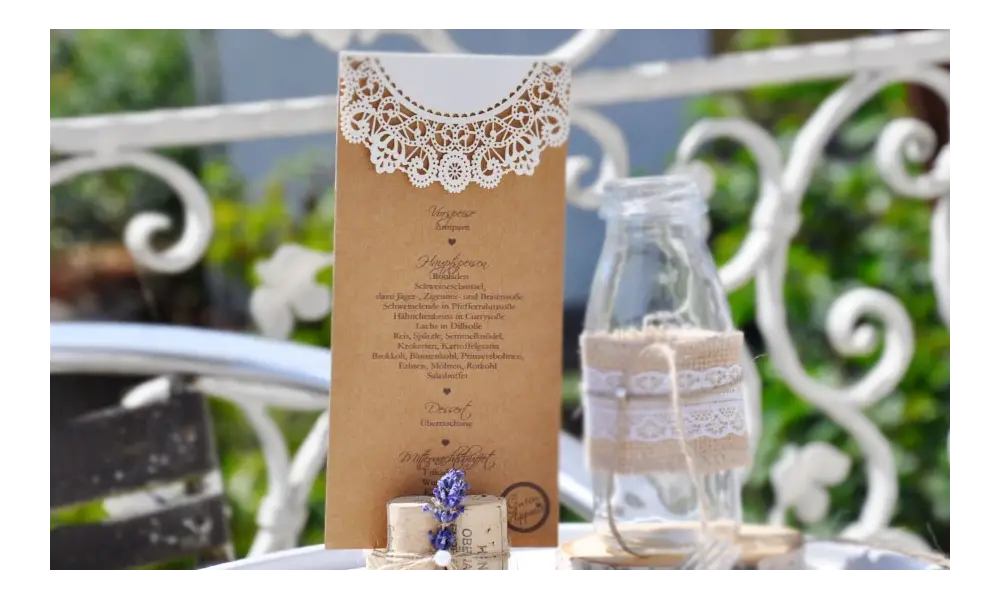 Menükarte Hochzeit Vintage Lasercut