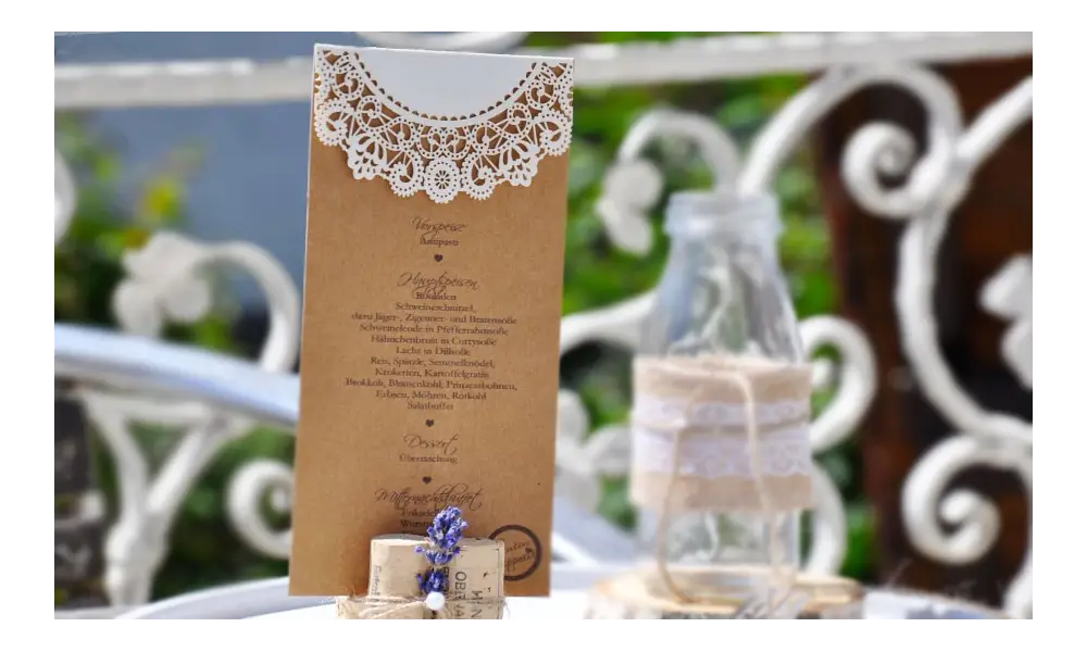 Menükarte Hochzeit Vintage Lasercut