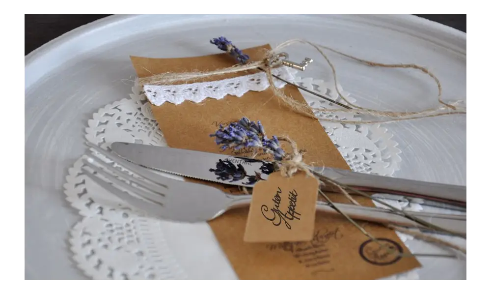 Menükarte Hochzeit Kraftpapier