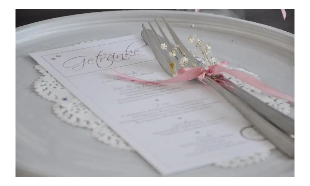 Menükarte Hochzeit "Rosa Traum" auf edlem Leinenpapier