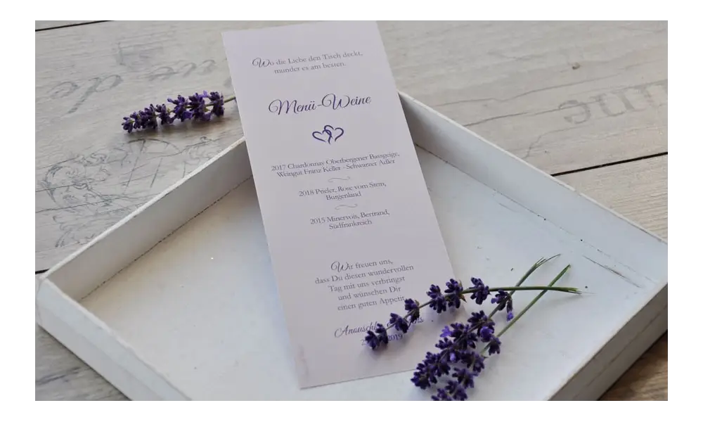 Menükarte-Hochzeit-Vintage-Lasercut-Spitze-lavendel-Getränkekarte