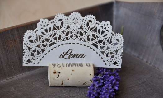 Hochzeit-Vintage-Lasercut-Spitze-lavendel-Hochzeitspapeterie