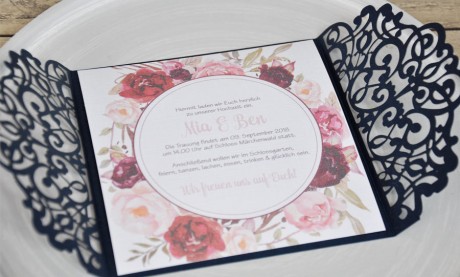 Einladungskarte Hochzeit Vintage Lasercut Spitze - floral Blumen