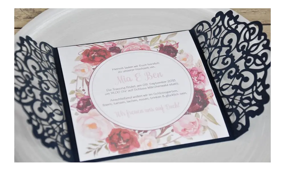 Einladungskarte Hochzeit Vintage Lasercut Spitze - floral Blumen