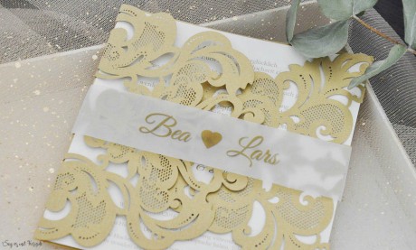 Einladungskarten Hochzeit gold Lasercut Spitze