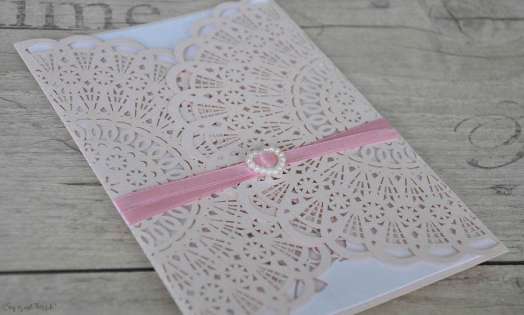 Hochzeitseinladung rosa Spitze Lasercut Vintage diy