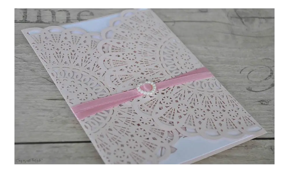 Hochzeitseinladung rosa Spitze Lasercut Vintage diy