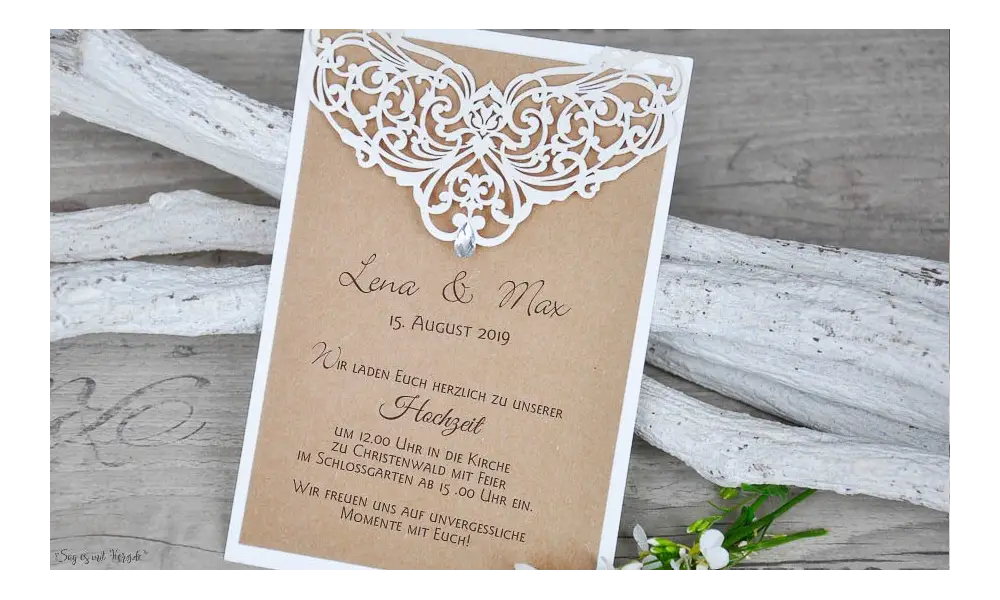 Edle Einladungskarten Hochzeit Kraftpapier Spitze Lasercut Strassstein