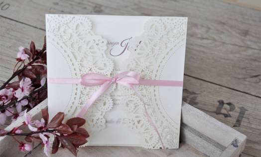 Einladungskarten Hochzeit Spitze Vintage Lasercut rosa