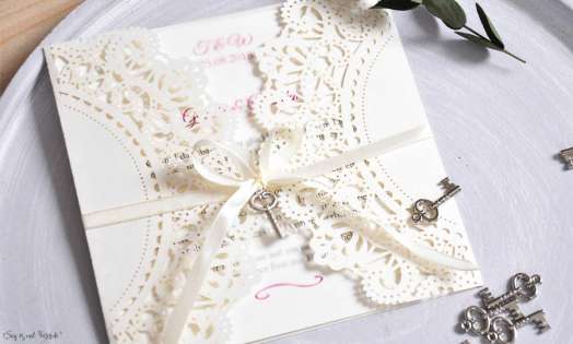 Einladungskarten Hochzeit Spitze Vintage Lasercut