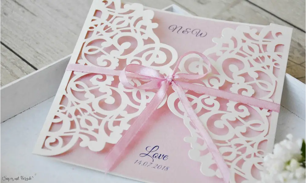 Rosa Lasercut Hochzeitseinladung rosa Spitze Vintage diy