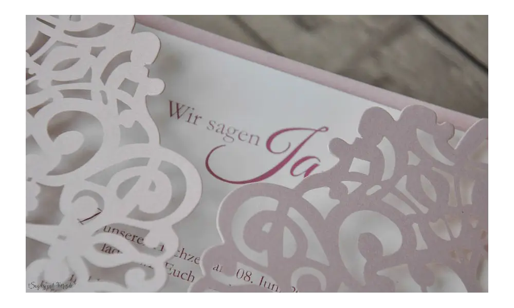 Rosa Lasercut Hochzeitseinladung rosa Spitze Vintage diy