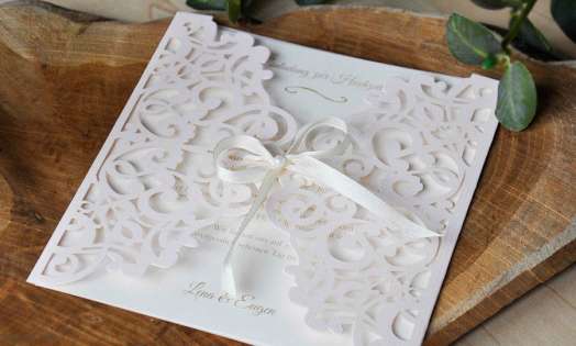 Rosa Lasercut Hochzeitseinladung rosa Spitze Vintage diy