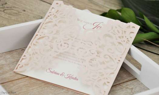 Rosa Lasercut Hochzeitseinladung rosa Spitze Vintage diy