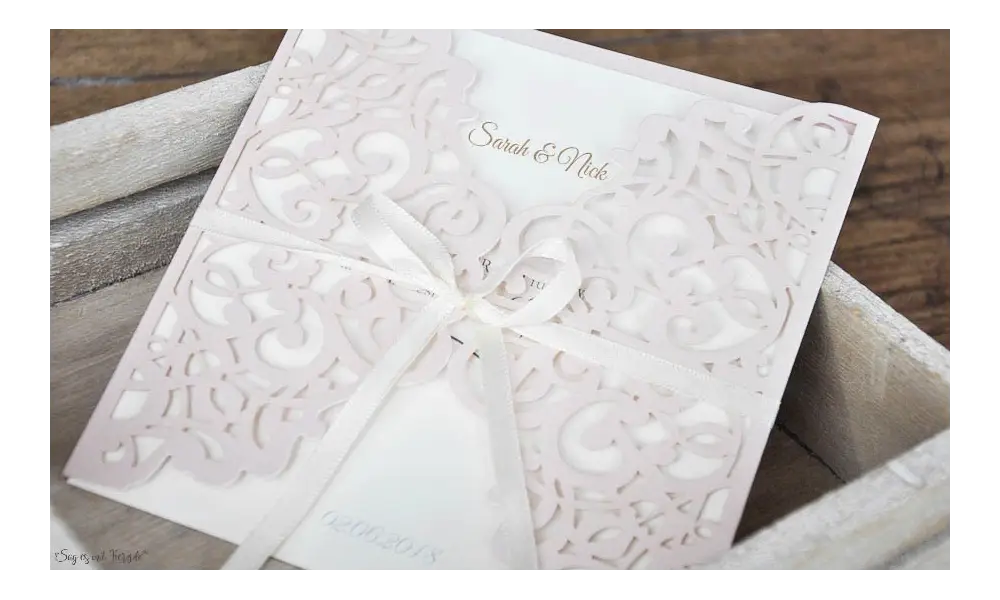 Rosa Lasercut Hochzeitseinladung rosa Spitze Vintage diy