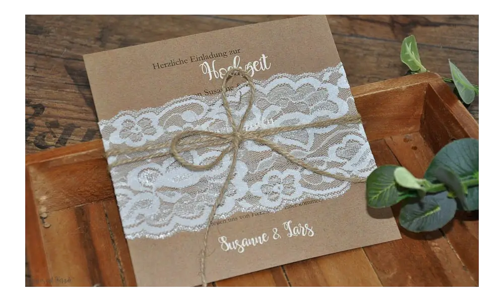 Einladungskarten Hochzeit Vintage Kraftpapier Spitze weiß rustikal edel