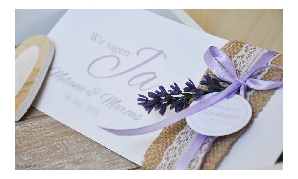 Einladungskarten Hochzeit Vintage Jutesack Spitze mit Lavendel