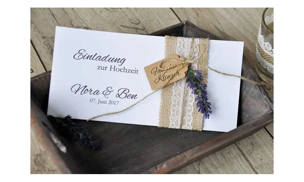 Einladungskarten Hochzeit Vintage Jutesack Spitze mit Lavendel