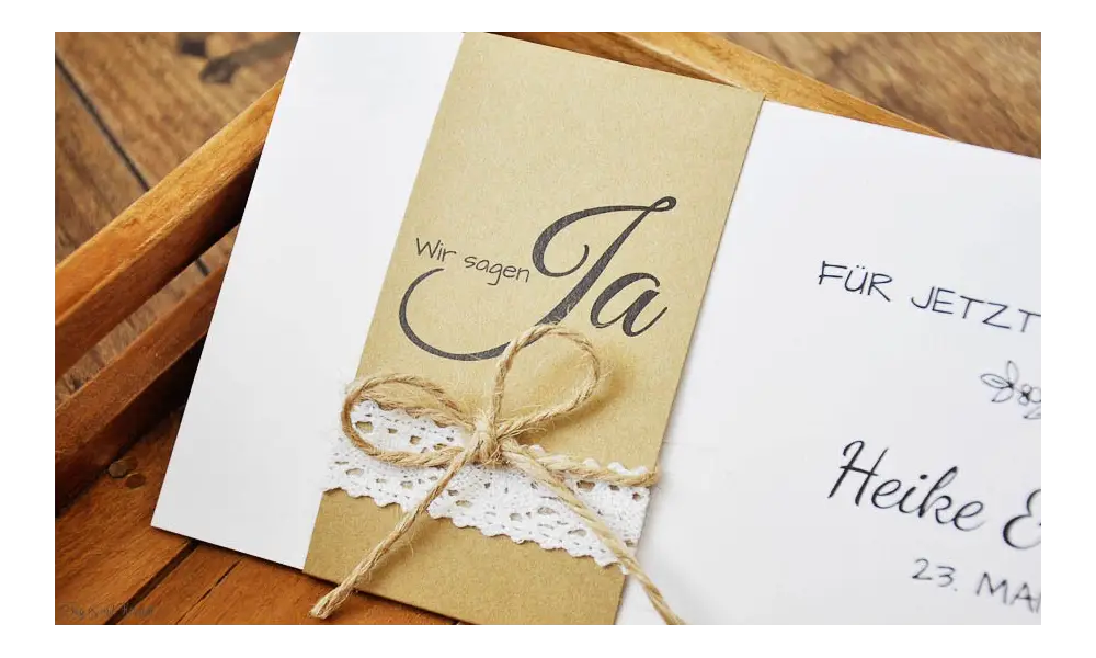 Einladungskarten Hochzeit Vintage Kraftpapier Banderole Spitze diy