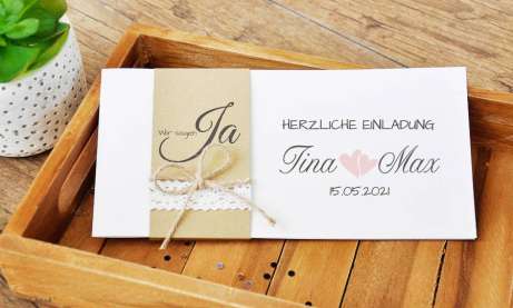 Vintage Einladungskarten Hochzeit Kraftpapier Banderole Spitze weiß rosa diy