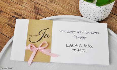 Vintage Einladungskarten Hochzeit Kraftpapier Banderole Spitze weiß rosa diy
