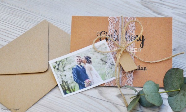 Hochzeitseinladung Kraftpapier diy Spitze weiß Vintage mit Foto