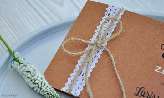 Hochzeitseinladung Kraftpapier Spitze Vintage diy