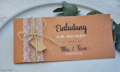 Hochzeitseinladung Kraftpapier Spitze Vintage diy